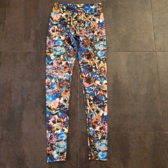 Leggings - Picture 2 of 4